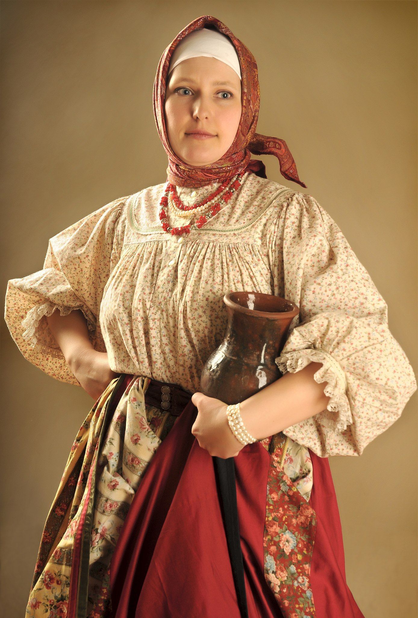 Girls in Slavic costumes in Saltillo