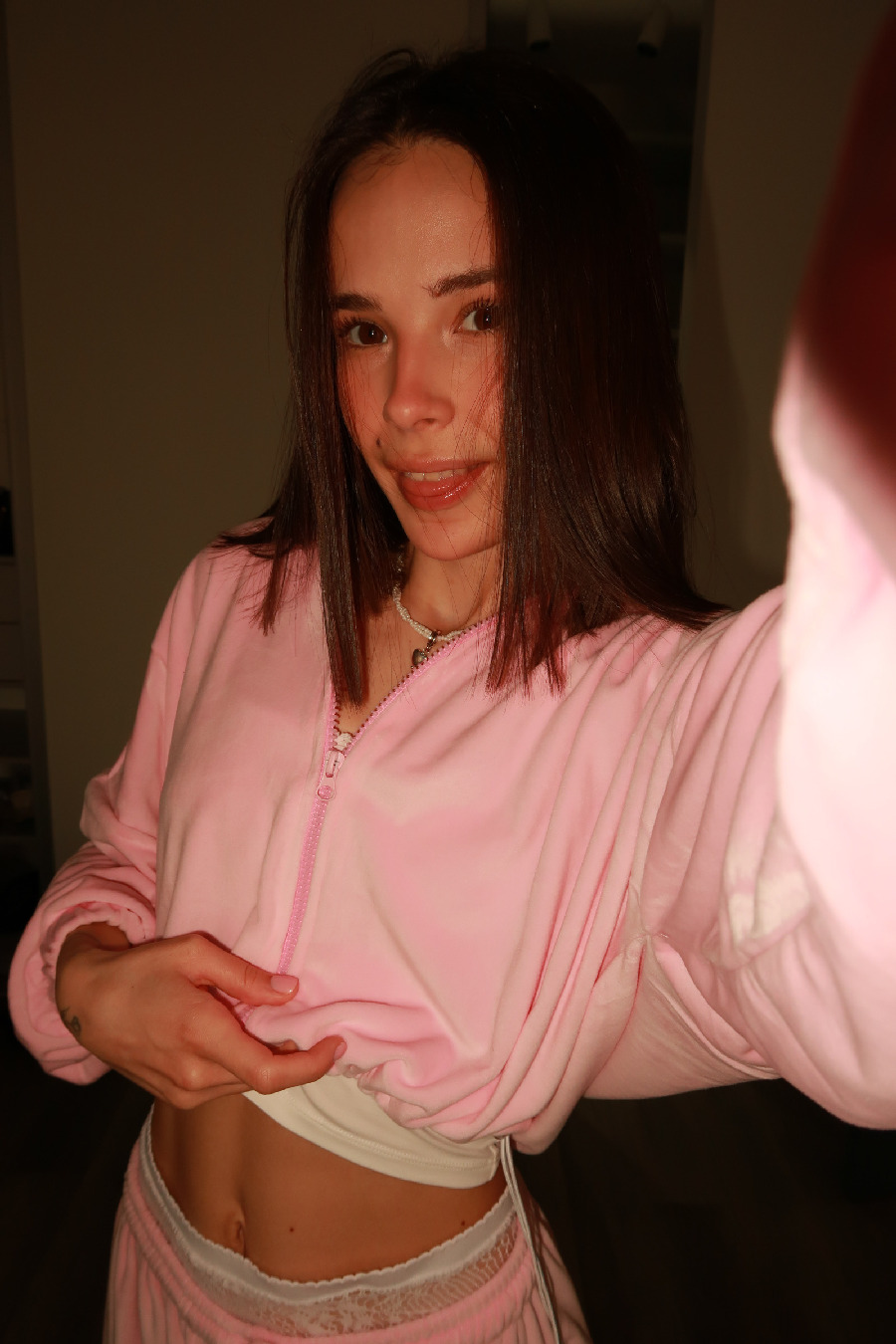 Tina brings the glow — live moments in Saltillo